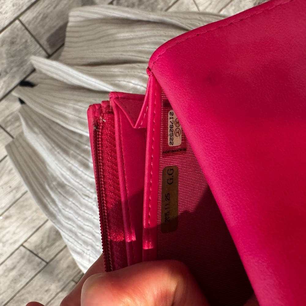 CHANEL Long Wallet Matelasse Barbie pink - Picture 13 of 17